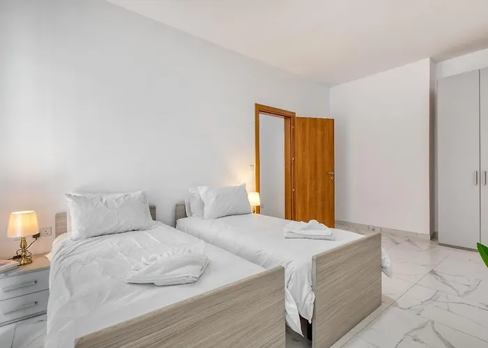 Daire New Family-friendly & Spacious By Sf Homes Il-Fgura