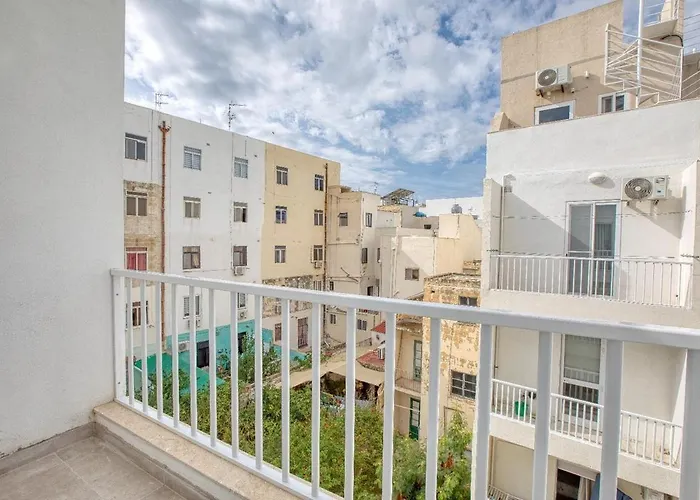 New Family-friendly & Spacious By Sf Homes Daire Il-Fgura