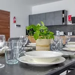 New Family-friendly & Spacious By Sf Homes Apartman *