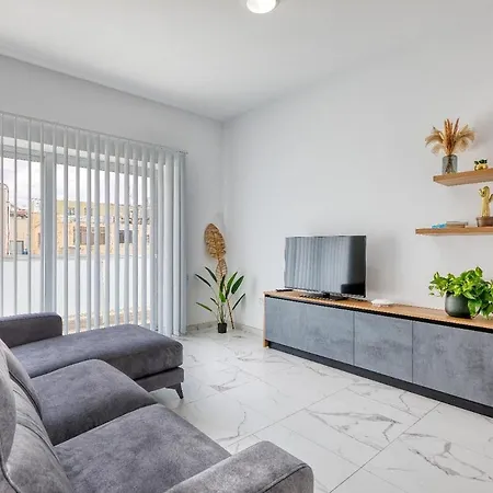 New Family-friendly & Spacious By Sf Homes