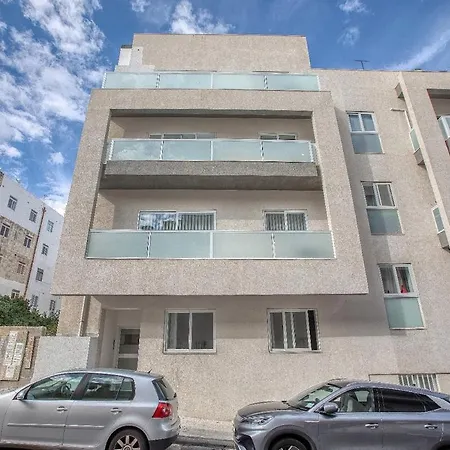 New Family-friendly & Spacious By Sf Homes *