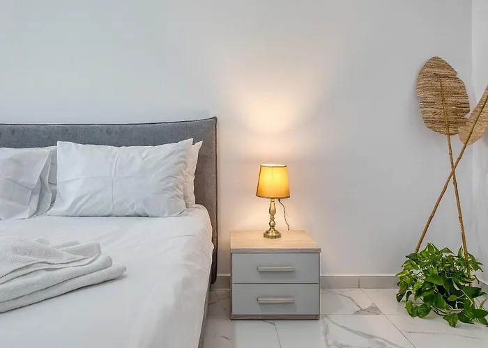 New Family-friendly & Spacious By Sf Homes Apartment