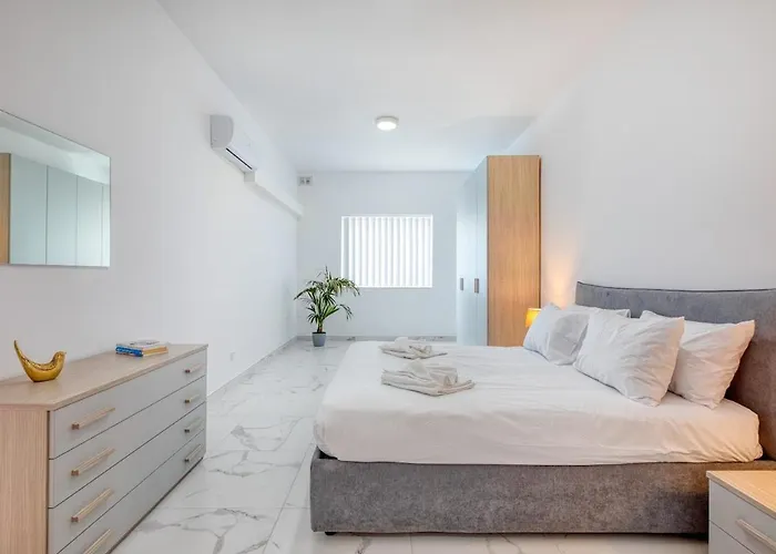 New Family-friendly & Spacious By Sf Homes