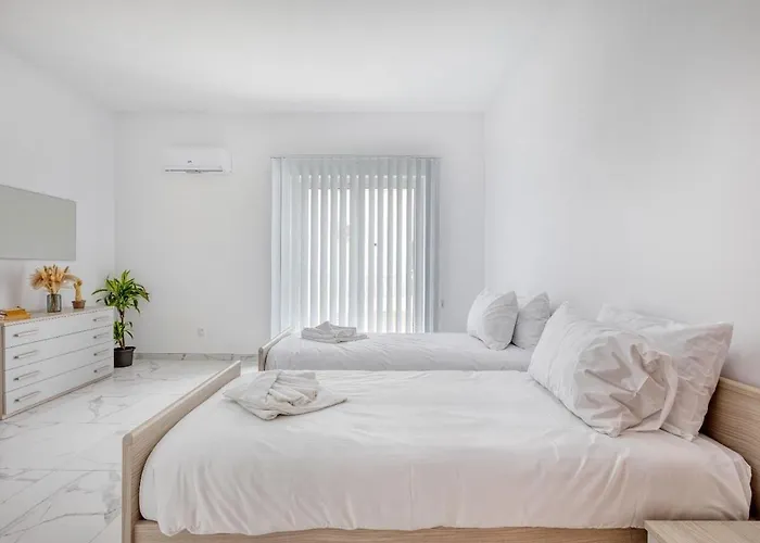 New Family-friendly & Spacious By Sf Homes *