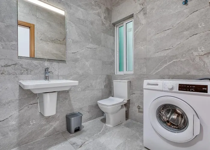 New Family-friendly & Spacious By Sf Homes * Fgura