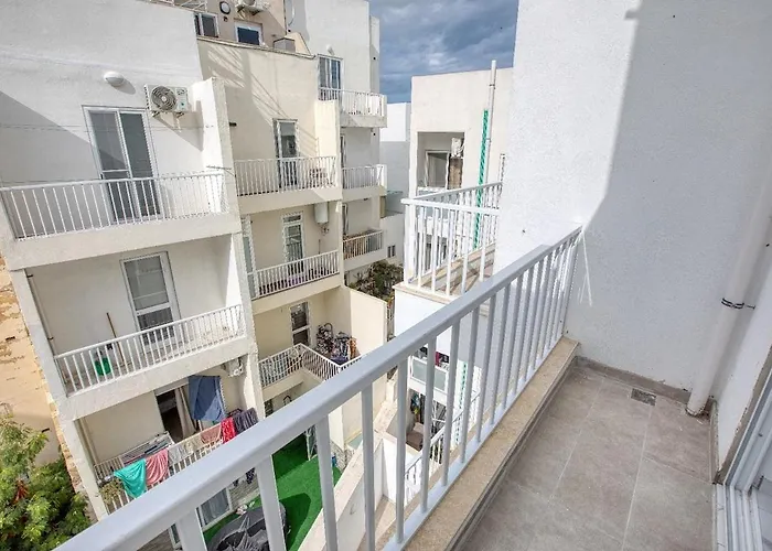 Apartment New Family-friendly & Spacious By Sf Homes