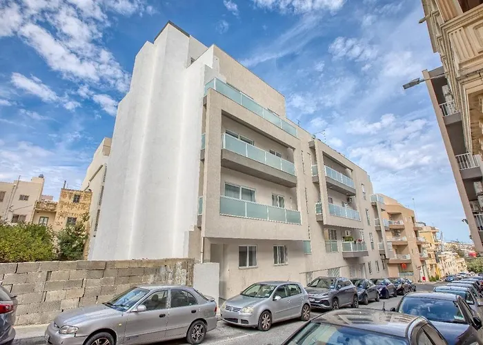 New Family-friendly & Spacious By Sf Homes * Fgura